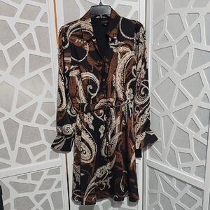 Tahari Elegant Paisley Print Shirtdress Long Sleeve Midi Modest Great Quality